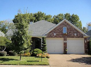 2321 Bridgeton Ln, Bedford, TX 76021