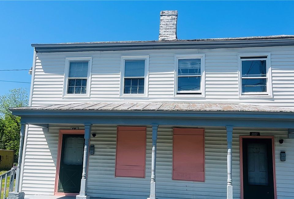 1st image of 414 Byrne St