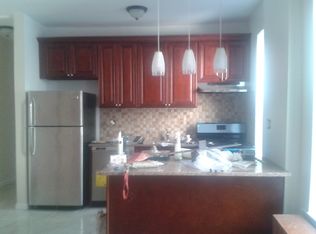 2828 42nd St APT 3B, Astoria, NY 11103
