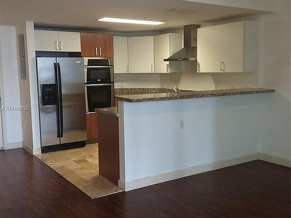 2nd image of 170 SE 14th St APT 2301