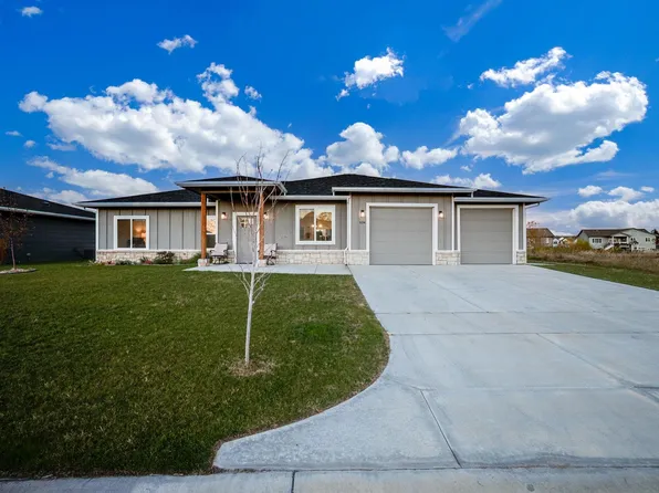 634 S Sweetwater Cir, Maize, KS 67101