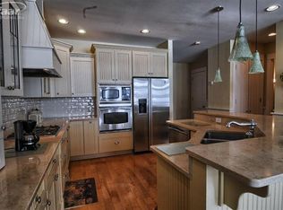 12012 Bowles St, Fenton, MI 48430