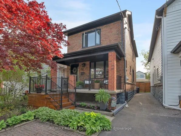 52 5th St, Toronto, ON M8V 2Z2