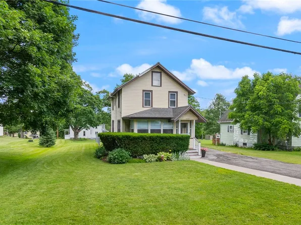 4709 Gorham St, Canandaigua, NY 14424