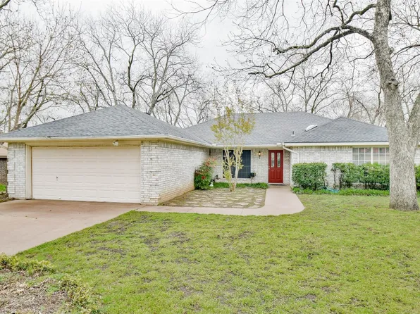 4511 Cimmaron Trl, Granbury, TX 76049