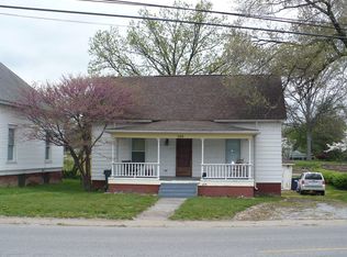 305 N 12th St, Mount Vernon, IL