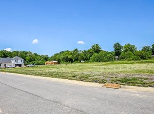 3611 Sand Dr, Newburgh, IN 47630