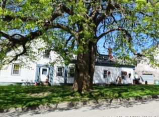 65 Green St, Thomaston, ME 04861