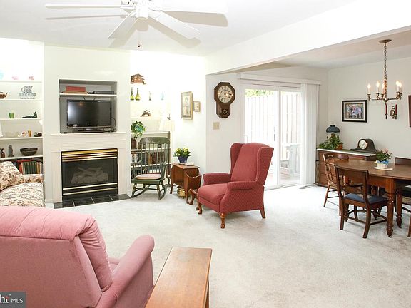 5th image of 195 Steven Ln