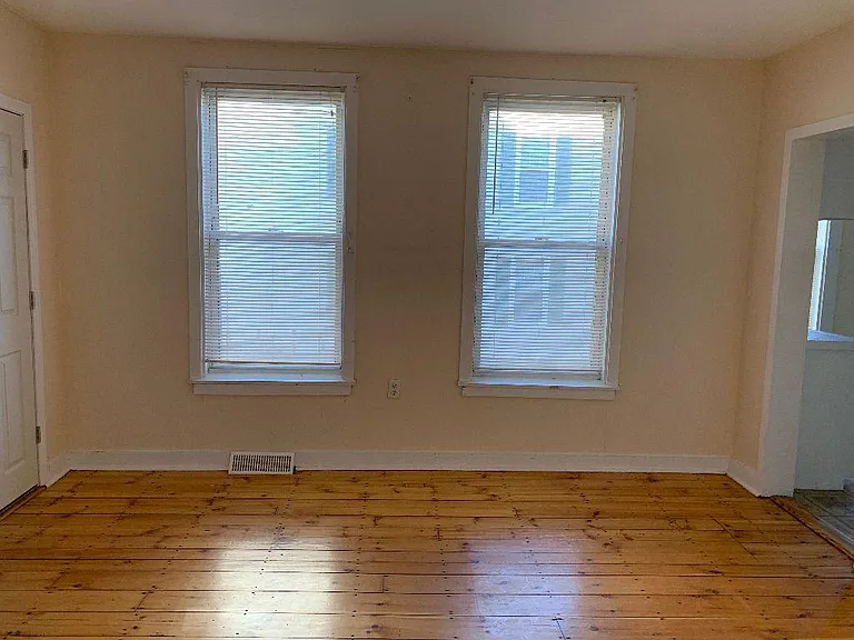 856 Valley St #A — Photo 10