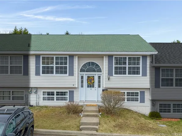 29 Longview Ct, Saint John, NB E2J 4N2