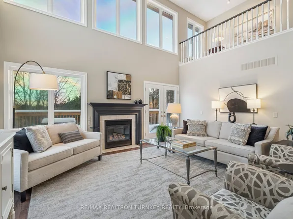 440 Morley Cook Cres, Aurora, ON L3X 2M3