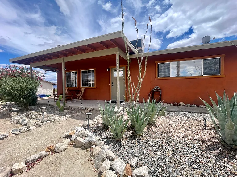 7345 Maude Adams Ave #FURNISHED — Photo 2