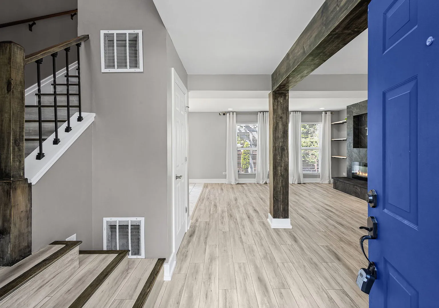 3 bed, 2.5 bath, 1728 sqft, $3,200 — Photo 3