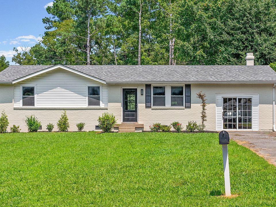 1st image of 447 Appleton Dr