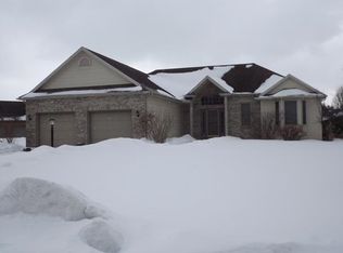 23120 Orchard Ridge Dr, Elkhart, IN 46516