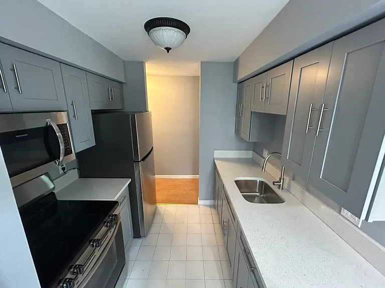 5 Woodside Ave #E52 — Photo 19