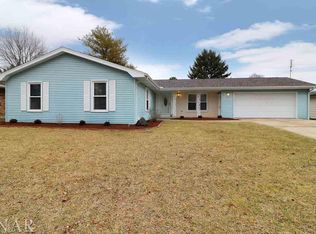 118 Hammitt Dr, Normal, IL 61761