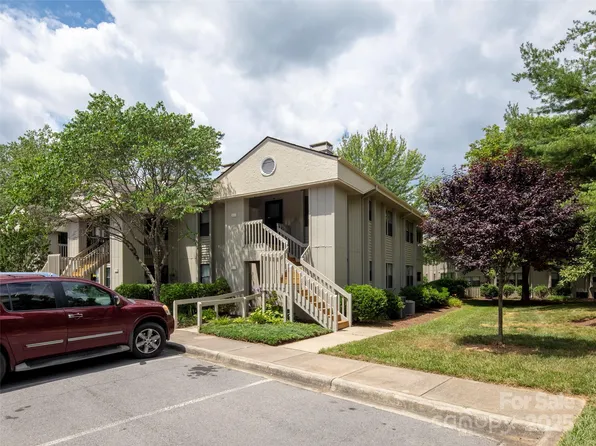 206 Abbey Cir, Asheville, NC 28805