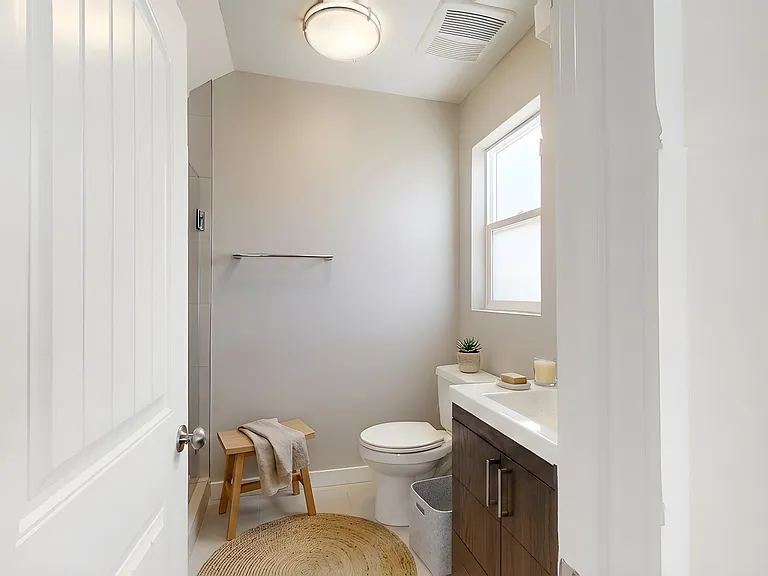 1203 W Gardena Blvd #C — Photo 12