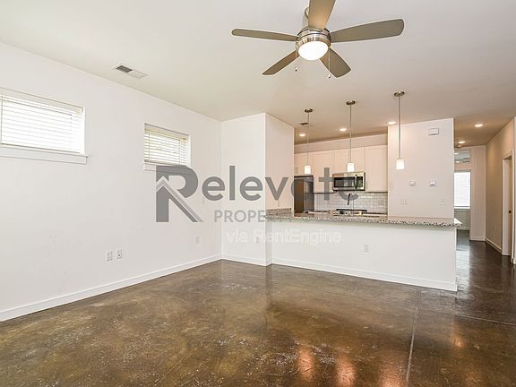 3rd image of 1203 Bainbridge St Unit A