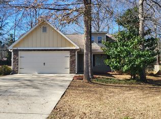 2411 19th Pl, Valley, AL 36854