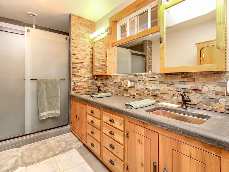 11117 Minterwood Dr NW — Photo 18