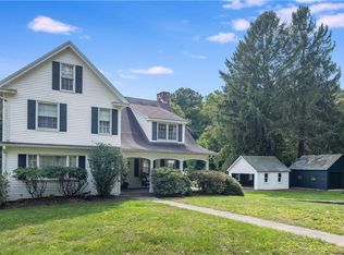 23 E Liberty St, Chester, CT 06412
