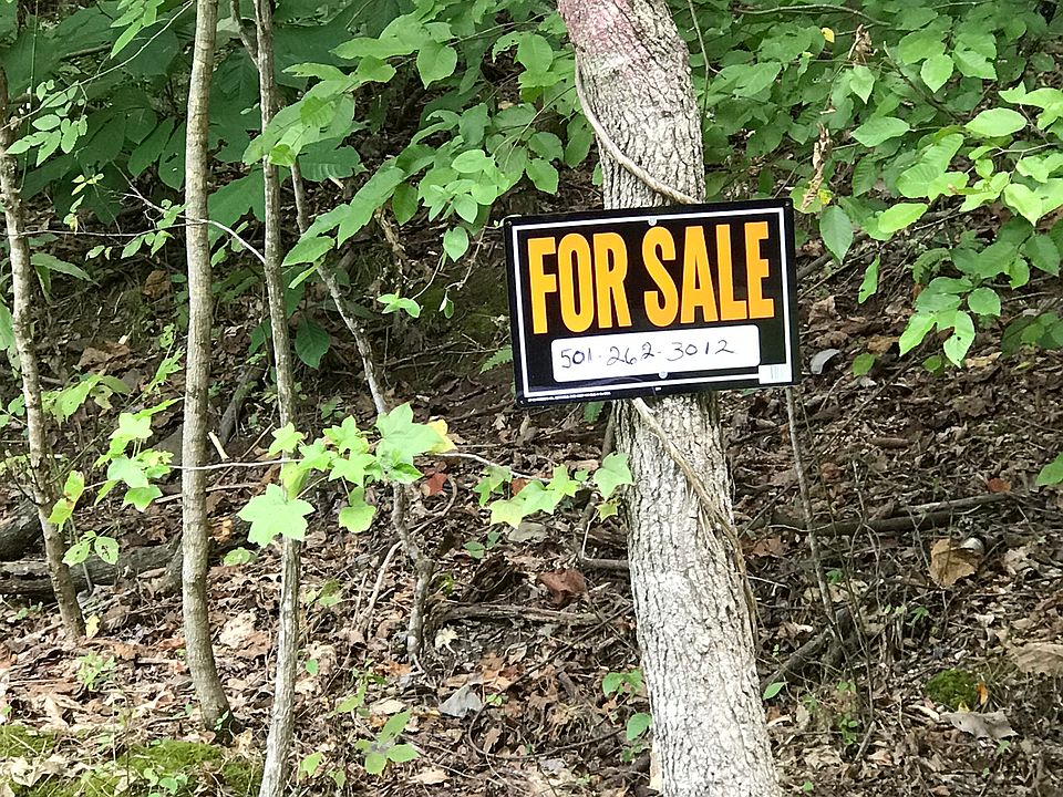 1st image of 131 Hickory Nut Ln