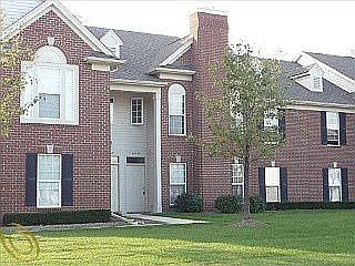 1st image of 44339 Lakepointe Dr