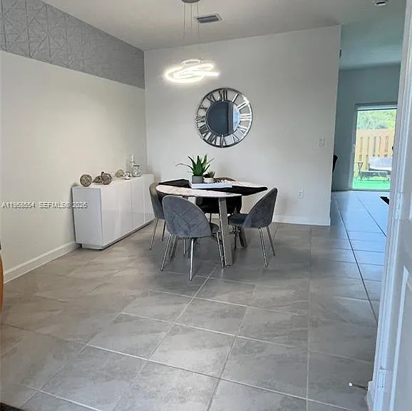 17982 SW 359th Ter — Photo 2