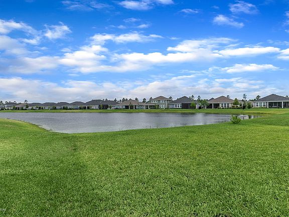 2nd image of 206 Rivercliff Trl