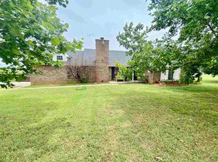 205 N Rose Dr, Marlow, OK 73055