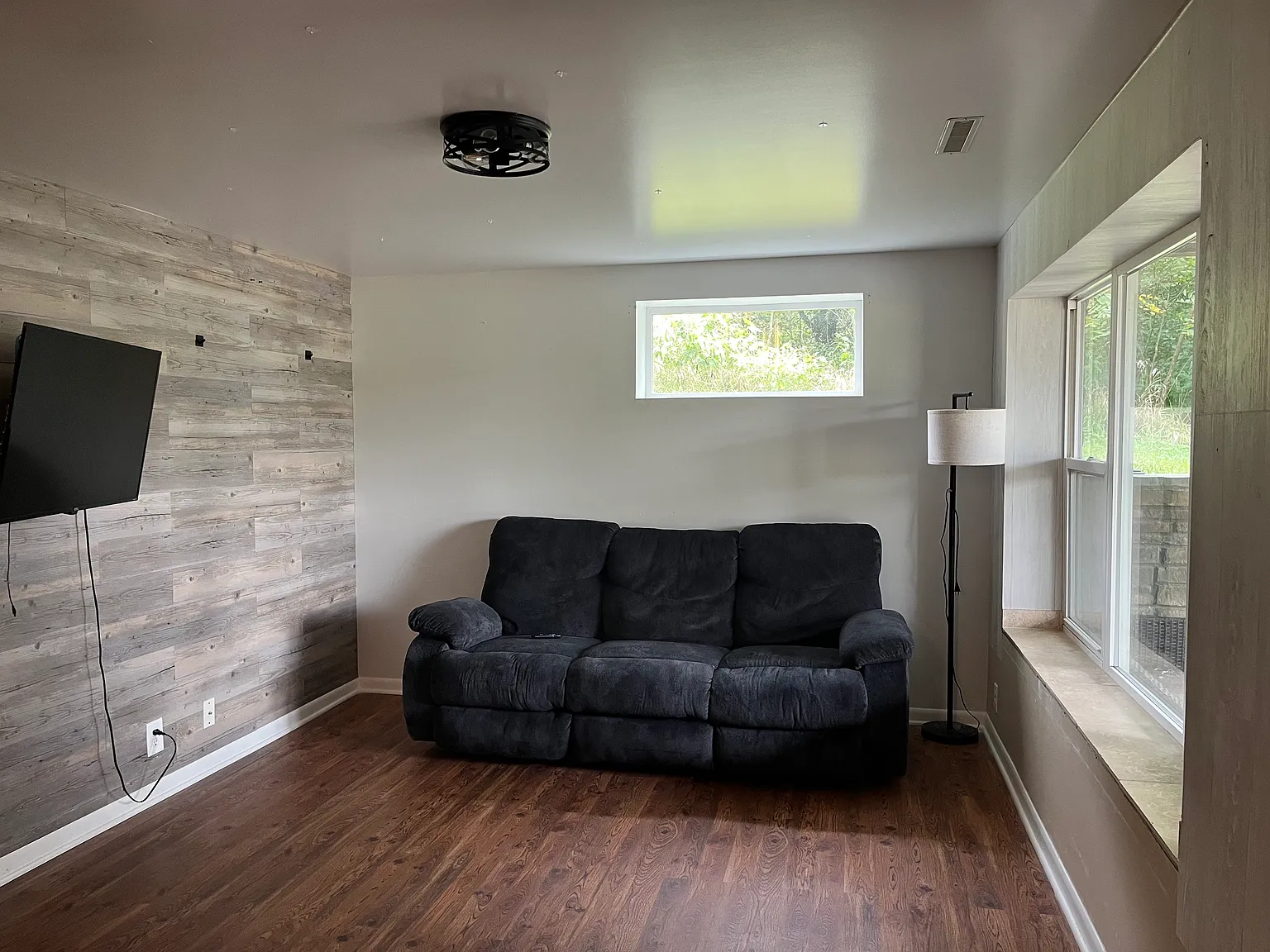 3 bed, 784 sqft, $1,400 — Photo 3