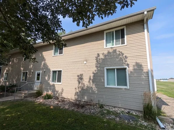1511 Grand Plaza Dr, Spencer, IA 51301