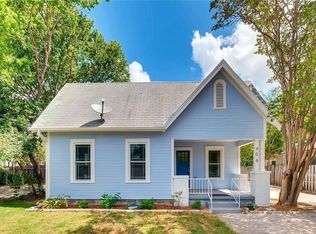 906 E 38th 1/2 St, Austin, TX 78751