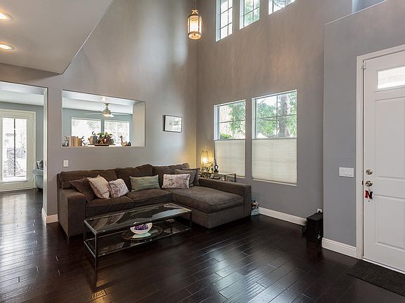 5th image of 23 Greenmeadow Dr