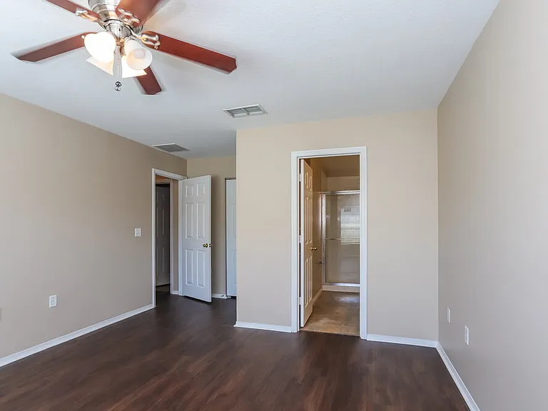 11214 Running Pine Dr — Photo 8
