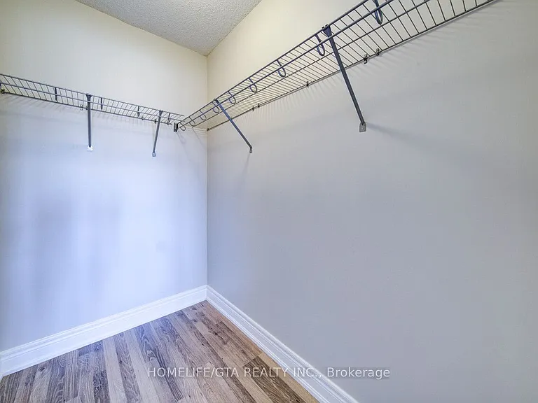 288 Atkinson St — Photo 33