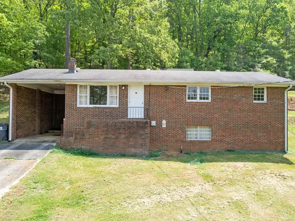 8 Mason Cir, Cave Spring, GA 30124