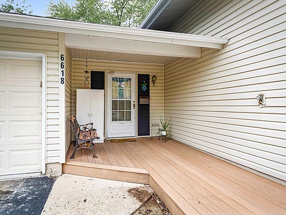 3rd image of 6618 Woodridge Dr