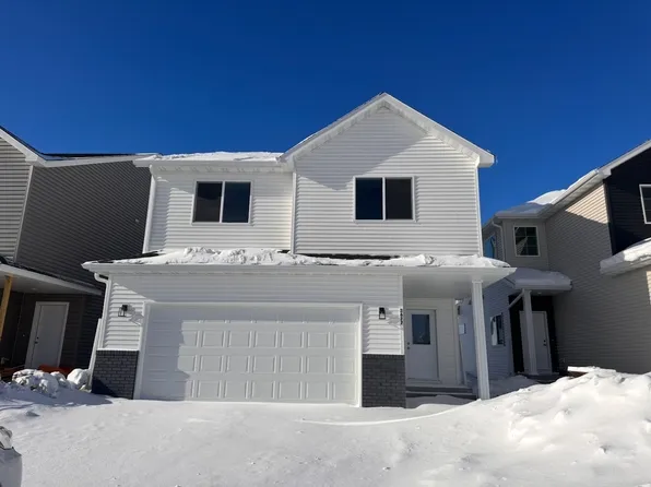 3677 50th St S, Fargo, ND 58102