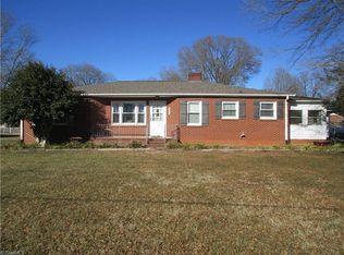 301 W Wall St, Rural Hall, NC 27045