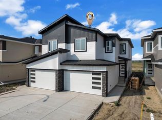 1912 155th Ave NW, Edmonton, AB T5Y0C1
