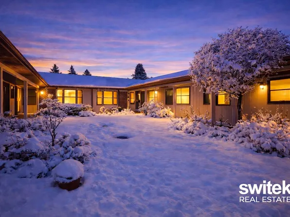 202 Bona Vista Dr NW, Grand Rapids, MI 49504