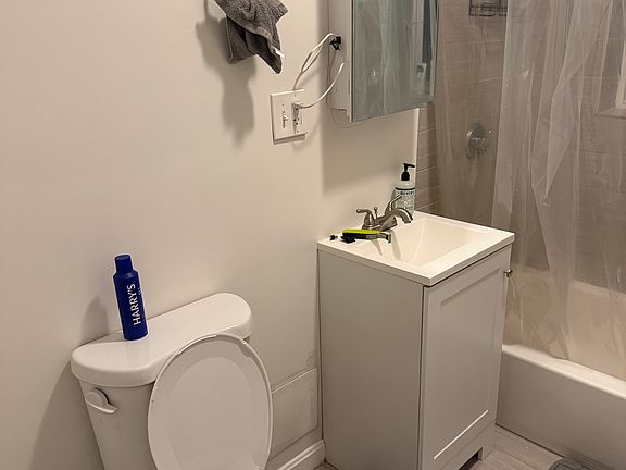 3rd image of 1193 Commonwealth Ave APT 16