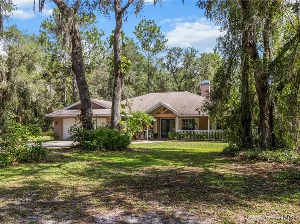 2426 W Sumter Ave, Lake Panasoffkee, FL 33538