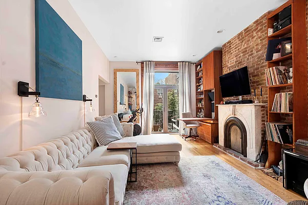 Rented by Corcoran | media 15