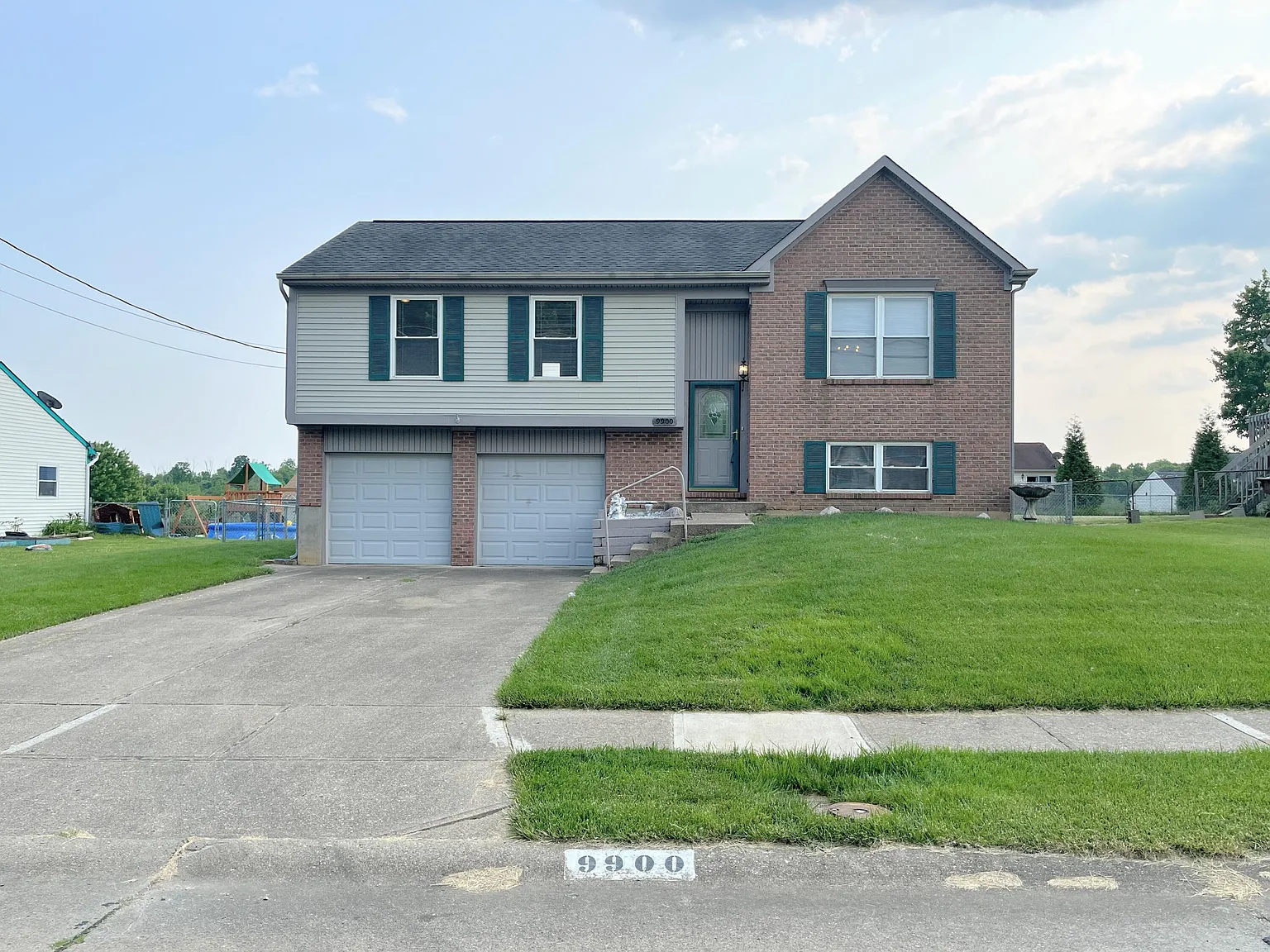 9900 Flagstone Dr photo 1