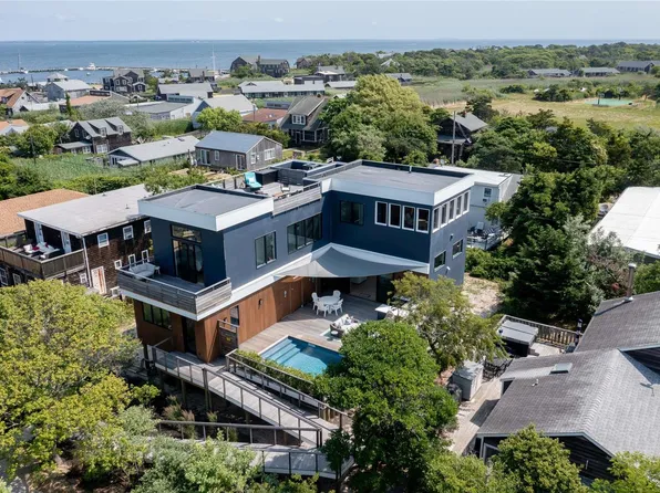 18 Seneca Street, Ocean Bay Park, NY 11770